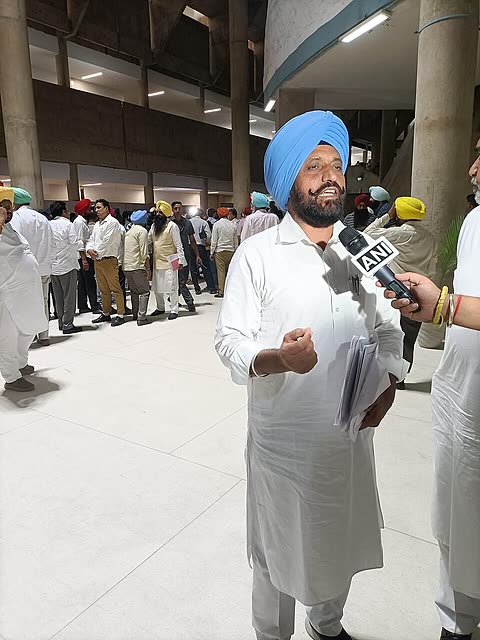 Photograph of Daljit Singh Grewal