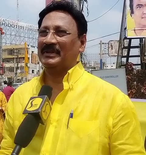 Photograph of Gadde Rama Mohan