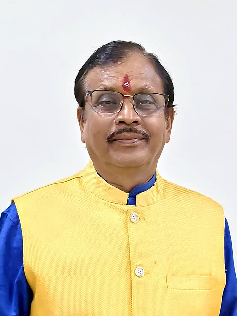 Photograph of Guman Singh Damor