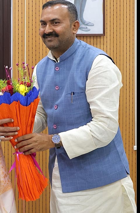 Photograph of Krishan Kumar Mantoo