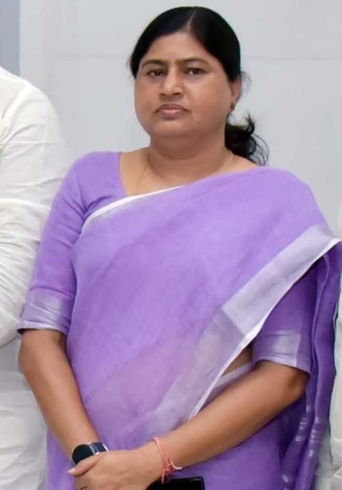 Photograph of Leshi Singh