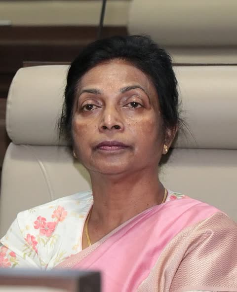 Photograph of Lois Marandi