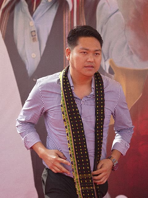 Photograph of Paul Dangshu