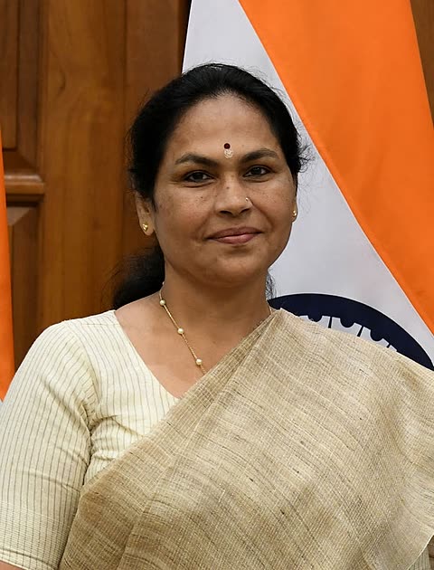 Photograph of Shobha Karandlaje